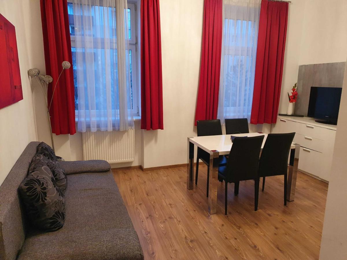 Vibrant Red Apartment I Contactless Check-In Viena Exterior foto